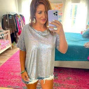 Iridescent “oil slick” top NWT